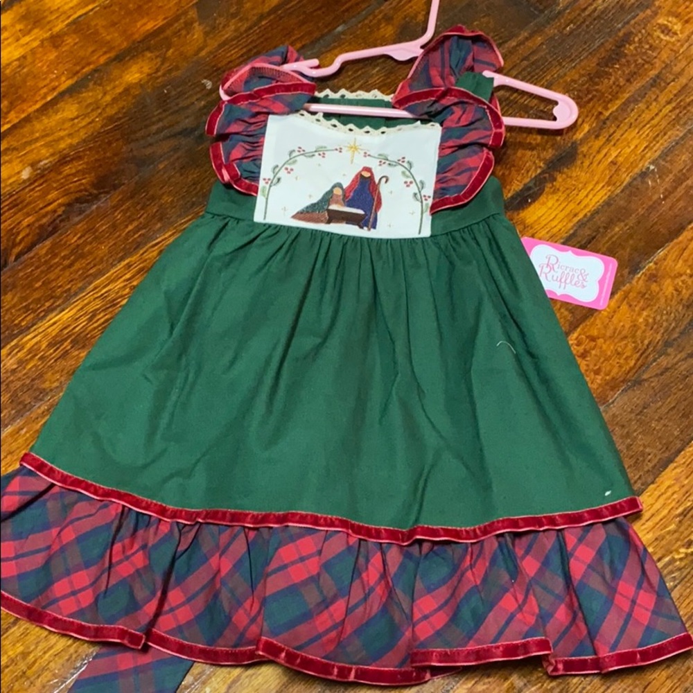 2t ricrac ruffles nativity NWT